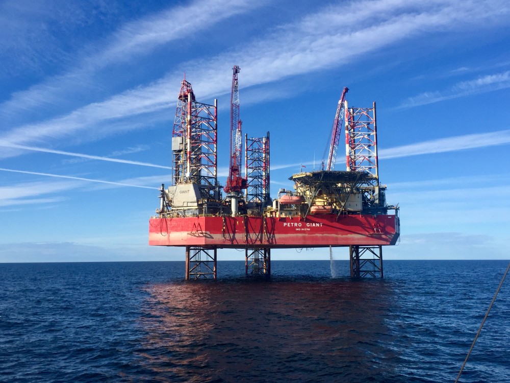 petrobaltic.jpg